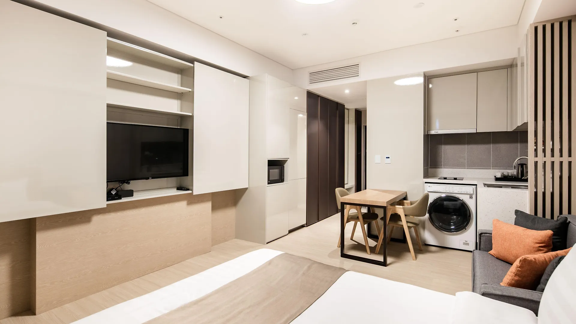 Golden Tulip Incheon Airport Hotel