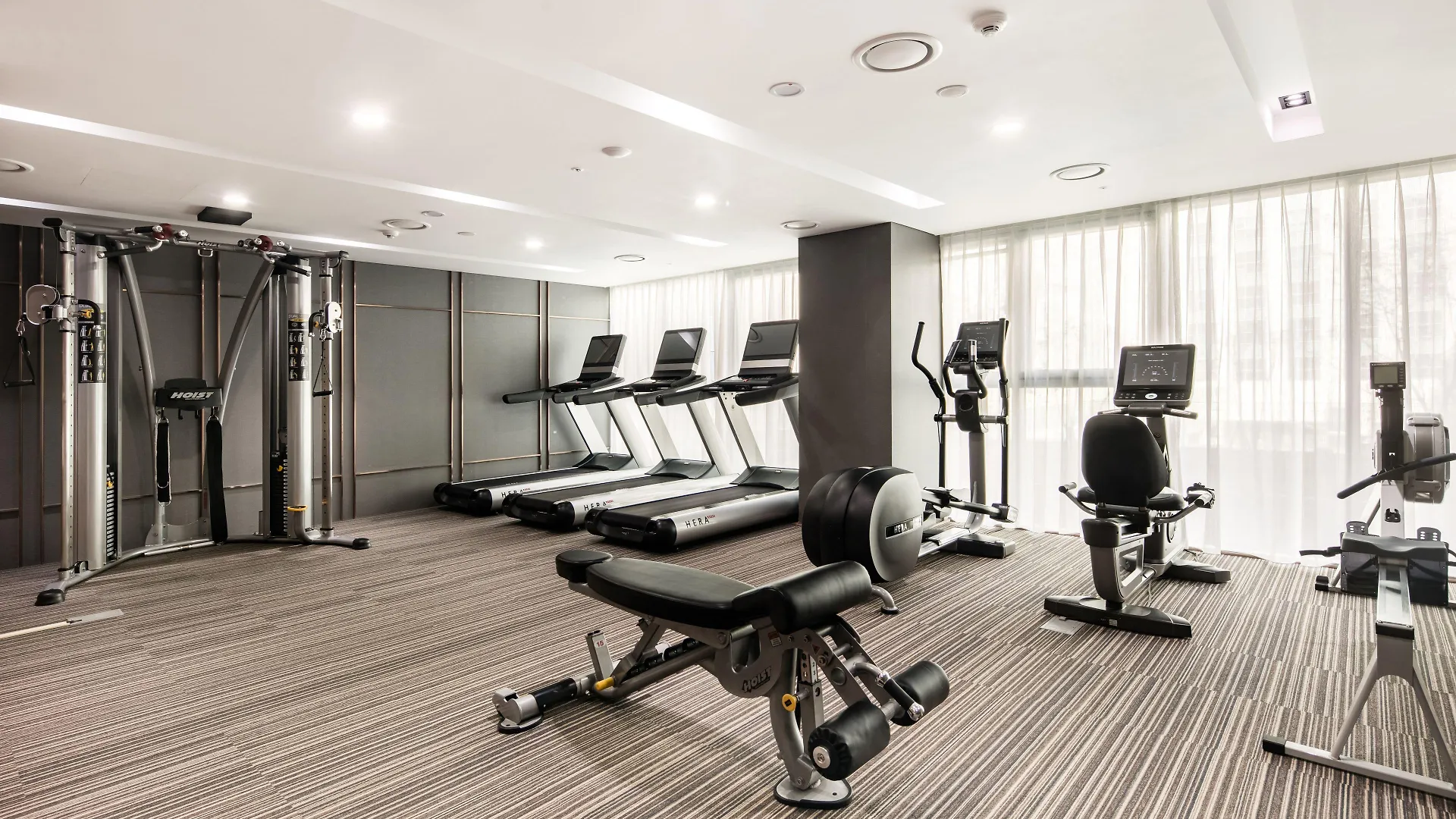 Golden Tulip Incheon Airport Hotel 4*,