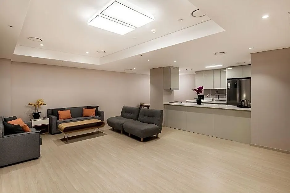 골든튤립 인천공항 호텔&스위트 4*, 인천 대한민국