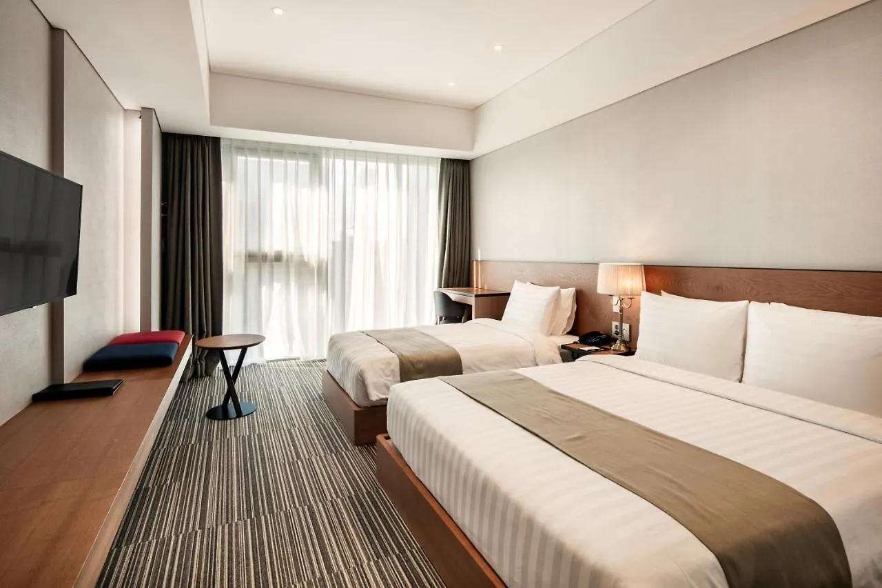 ****  Golden Tulip Incheon Airport Hotel South Korea