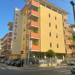  Apart Otel Janina Arnavutluk