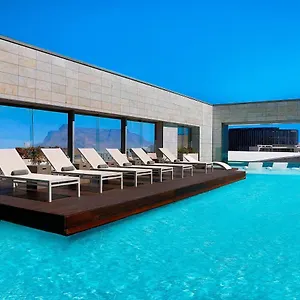 **** Otel Marriott Crystal Towers Güney Afrika