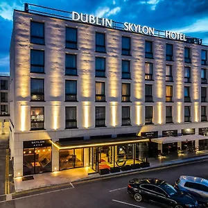 **** Otel Skylon İrlanda