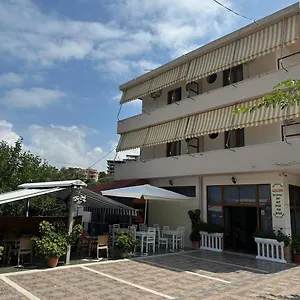  Hostel Eid Mar Arnavutluk