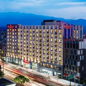 Hotel Ramada By Wyndham Hall Czedżu