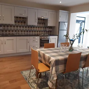 *** Oda ve Kahvaltı Glenmore House İrlanda