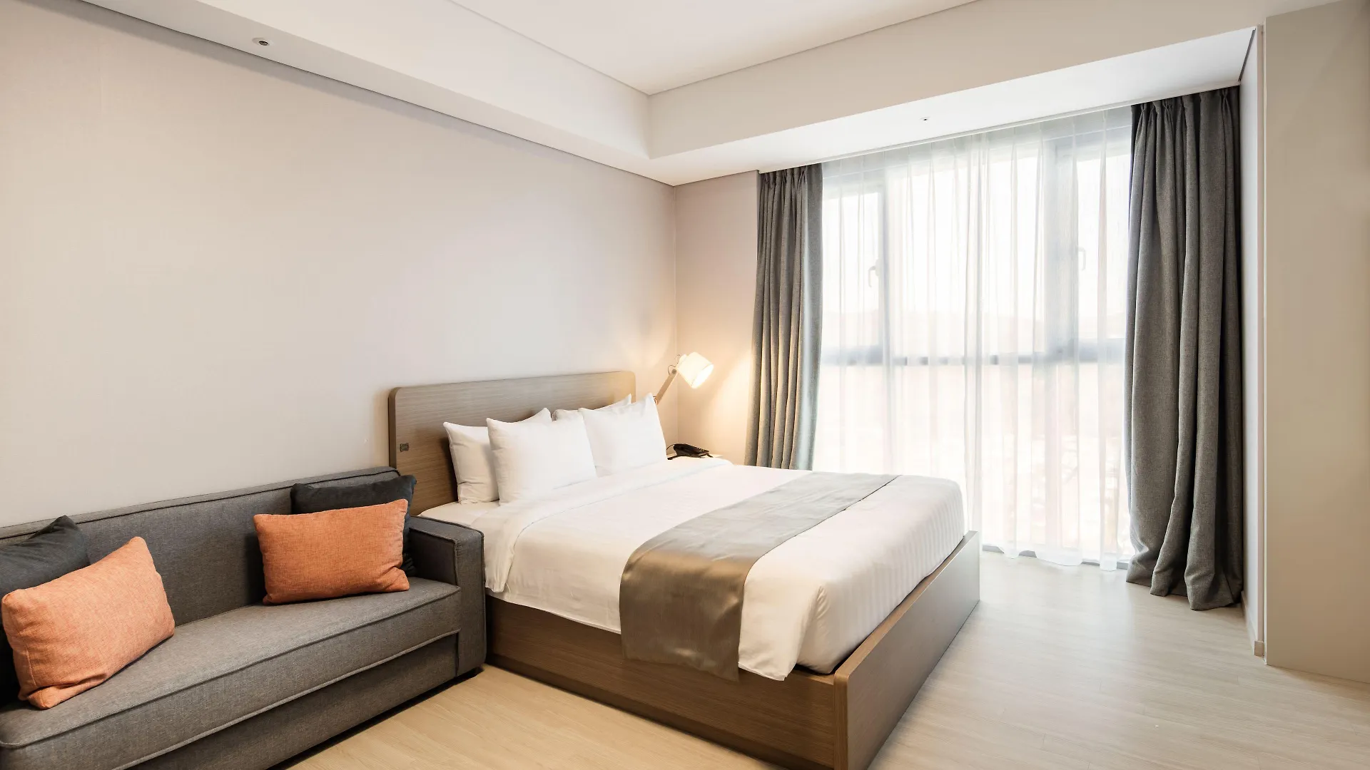 Golden Tulip Incheon Airport Hotel